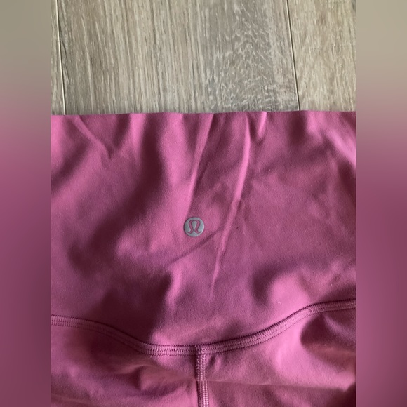 Lululemon Align HR Crop 21” Leggings - Size 6 - Picture 4 of 5